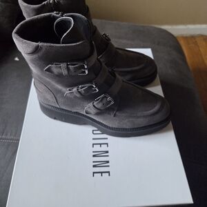 Womens Grey Suede BUCKLE BOOTS Size 39.5